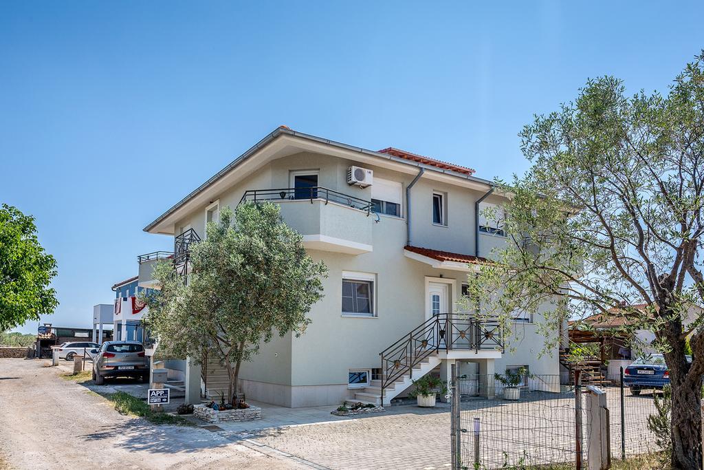 Apartments Lighthouse Fazana Ruang foto